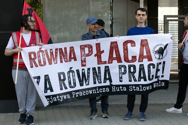 Pikieta przed Hutą Stalowa Wola S.A.