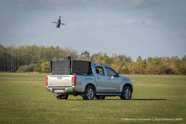 Na lotnisku w Turbi (gmina Zaleszany), odbyły się zamknięte pokazy dynamiczne systemów i platform bezzałogowych (Dual Use Drone Showcase).