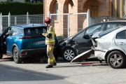Na osiedlu Piaski doszło do zderzenia czterech pojazdów.