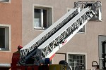Stalowa Wola: pożar w bloku na osiedle Śródmieście. Z mieszkania wyprowadzono starszą kobietę.