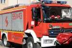 Stalowa Wola: pożar w bloku na osiedle Śródmieście. Z mieszkania wyprowadzono starszą kobietę.