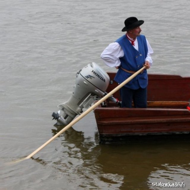 W sobotę, 12 czerwca 2010 roku w Ulanowie rozpoczęły się Ogólnopolskie Dni Flisactwa. Zgodnie z tradycją flisacy przypłynęli rzeką San z Bielin do Stolicy Polskiego Flisactwa.