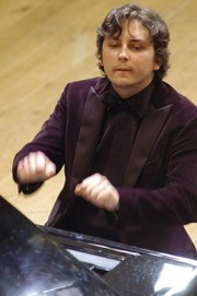 Marcin Łabaziewicz, pianista robiący karierę w USA.