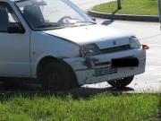 W poniedziałek, 20 września br. na skrzyżowaniu KEN z Al. Jana Pawła II doszło do zderzenia się dwóch pojazdów osobowych.