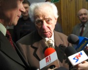 Stanisław Wesołowski, emerytowany nauczyciel w Zespole Szkół nr 1, który w styczniu obchodził 100 urodziny.