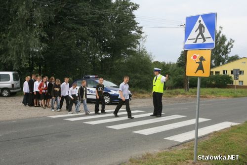 Policja właśnie rozpoczęła nową akcję Bezpieczna droga do szkoły.