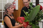 Za lata współpracy podziękował Alicji także dyrektor Miejskiego Domu Kultury Marek Gruchota, wręczając naręcze kwiatów.