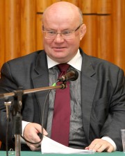 Obecny na sesji Andrzej Szlęzak, przedstawił rajcom długo przez nich wyczekiwane, sprawozdanie ze swojej działalności.