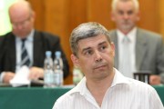 Prezes MZK, Mariusz Piasecki w swoim wystąpieniu pokazał dorobek firmy i w tym kontekście formułował zarzuty wobec postępowania Huty.