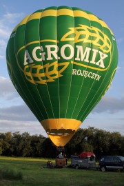 Witold Walawski od trzech lat lata balonem kupionym przez firmę Agromix.