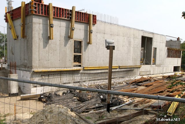 Segment C z głównym wejściem do budynku będzie miał charakter administracyjno - akademicki.