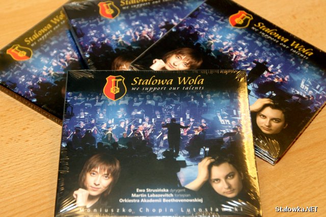 Hasło płyty to wspieramy nasze talenty. Prezydent Andrzej Szlęzak przekonuje, że Stalowa Wola jest miastem, które pomaga rozwijać kariery utalentowanym stalowowolanom, którzy swoimi dokonaniami promują Stalową Wolę.