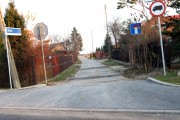 Do końca grudnia przebudowana zostanie ul. Siedliska w Stalowej Woli. Zakres prac obejmuje m.in. rozbiórkę starej nawierzchni i zastąpienie jej nową. 