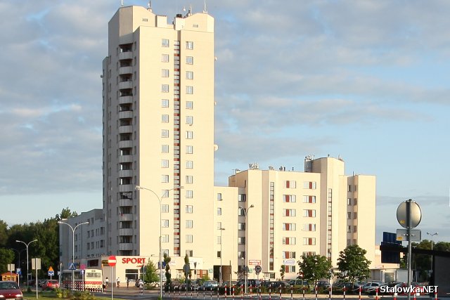 Miejscy radni przyjęli w piątek uchwałę zmieniającą zasady sprzedaży mieszkań komunalnych w Stalowej Woli.