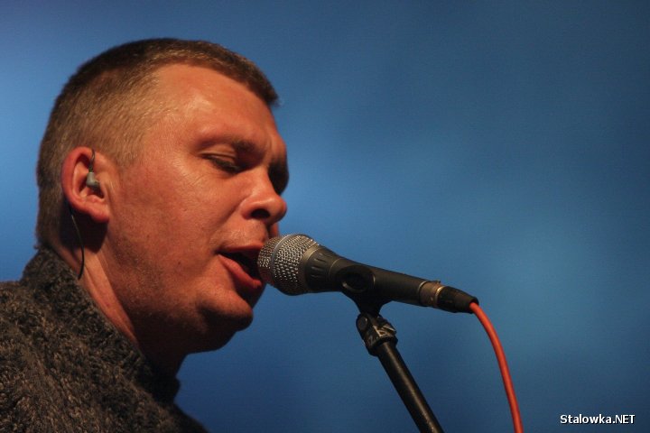 Adam Nowak z zespołu Raz, Dwa, Trzy.
