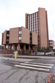 Dziś Sąd Okręgowy w Tarnobrzegu zdecydował, że roszczenia byłego prezesa stalowowolskiego Przedsiębiorstwa Komunikacyjnego w Stalowej Woli były bezzasadne.