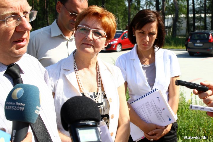 Droga przez hutę łącząca ulicę Grabskiego i Kwiatkowskiego w Stalowej Woli.