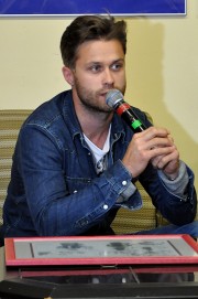 Pochodzący ze Stalowej Woli aktor Maciej Zakościelny był bohaterem 11 odcinka programu TVP Szlakiem Gwiazd. 