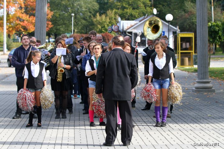 Miejski Dom Kultury chce zachęcać młodzież do wstępowania w szeregi zespołów artystycznych.