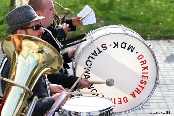 Miejski Dom Kultury chce zachęcać młodzież do wstępowania w szeregi zespołów artystycznych.