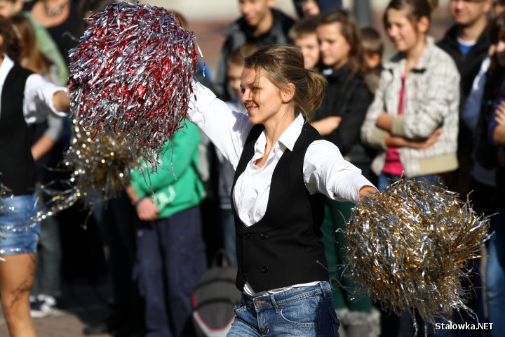 Miejski Dom Kultury chce zachęcać młodzież do wstępowania w szeregi zespołów artystycznych.