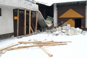 W czwartek, 24 stycznia 2013 roku przed godziną 10:00 w miejscowości Kłyżów (gm. Pysznica) doszło do katastrofy budowlanej, w której zginął 54-letni mężczyzna.