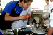 Główną atrakcją dnia był konkurs kulinarny, który poprowadził Janek Paszkowski, uczestnik programu MasterChef oraz mistrzowie kuchni ze stalowowolskich restauracji.