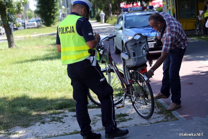 Ze względu na obrażenia poszkodowanej policja potraktowała zdarzenie jako wypadek.