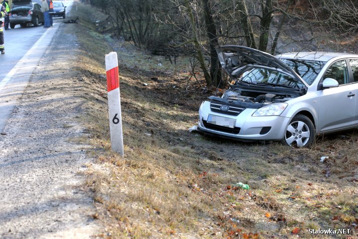 Na miejscu wypadku pracują policjanci z Komendy Miejskiej Policji w Tarnobrzegu. Dzięki zebranej dokumentacji z miejsca zdarzenia będzie można ustalić szczegółowo jako doszło do wypadku.
