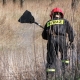 Stalowa Wola: Nad Sanem spaliło się 2,5 hektara traw