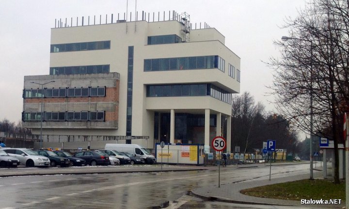 Urząd Miasta w Stalowej Woli ogłosił kolejne przetargi na wyposażenie laboratoriów inżynierii materiałowej KUL.