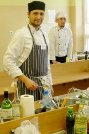 Uczniowie ZSP nr 3 w Stalowej Woli - Konrad Borowski i Piotr Zagaja, stanęli na podium konkursu kulinarnego Kreatywny Kucharz.
