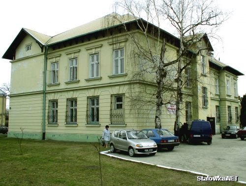 Obecna siedziba sądu przy ul. Rozwadowskiej w Stalowej Woli.