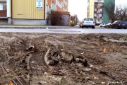 W październiku gotowa ma być nowa zatoka parkingowa na wysokości bloku przy ul. KEN 3 w Stalowej Woli.