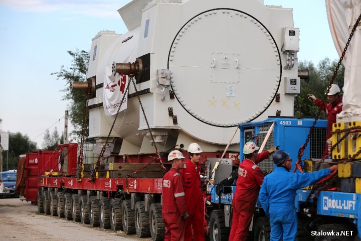 Przygotowania to transportu turbiny i generatora do bloku parowo gazowego Elektrowni Stalowa Wola.