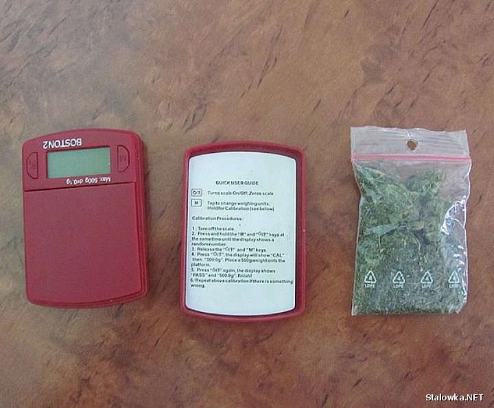 24-letni mieszkaniec Stalowej Woli odpowie za posiadanie ok. 11 gramów marihuany.