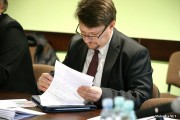 Funkcję radnego przestanie pełnić Aleksander Jabłoński. Jego mandat zostanie wygaszony z racji tego, iż jest on zastępcą wójta w gminie Pysznica.