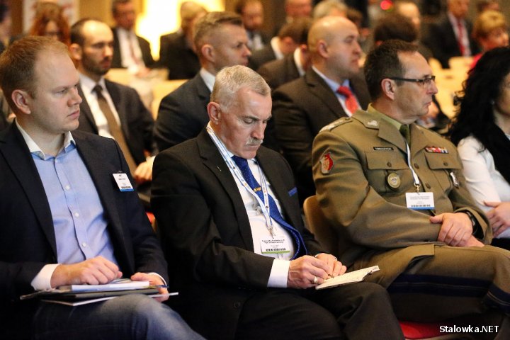 Katowice: o zbrojeniówce na Europejskim Kongresie Gospodarczym.