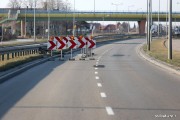 W minionym tygodniu na zlecenie Generalnej Dyrekcji Dróg i Autostrad na Trasie Podskarpowej prowadzono prace remontowe. To już kolejny raz kiedy niwelowano garby i pęknięcia.