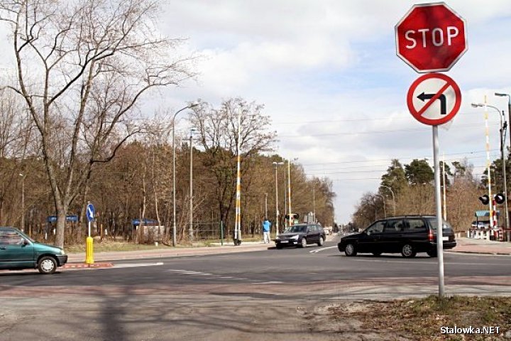 Kolejny etap byłby związany z przebudową feralnego skrzyżowania ulic Ofiar Katynia, Mickiewicza i Solidarności. W 2010 roku problem korków w tym miejscu miasto próbowało rozwiązać zmieniając oznakowanie skrzyżowania. Szybko jednak okazało się, że rozwiązanie to nie jest wystarczające.