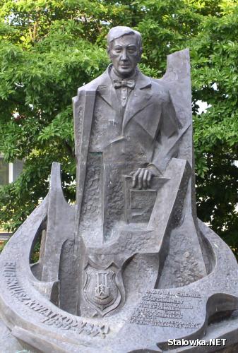 Eugeniusz Kwiatkowski - pomnik przy ul. Staszica w Stalowej Woli