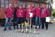 Strażaccy biegacze sukcesem zakończyli sezon w Rakoniewicach koło Poznania, gdzie 4 października 2015 roku odbywał się bieg ulicami miasta na dystansie 10 kilometrów. Drużyna z Podkarpacia po raz trzeci obroniła wicemistrzostwo na XXI Mistrzostwach Polski Strażaków PSP.