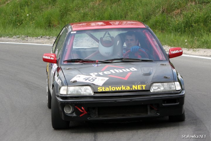 Krzysztof Faraś ze Stalowej Woli (Honda Civic) wystartował jako kierowca wyścigowy w I Rundzie Górskich Samochodowych Mistrzostwach Polski w Korczynie.