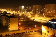Z redakcją Stalowka.NET skontaktował się mieszkaniec, który twierdzi, że uliczne latarnie wyłączane są zbyt wcześnie, z kolei po południu włączają się za późno. Temat powraca rokrocznie w listopadzie.