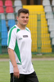 Przemysław Cecherz, nowy trener Stali Stalowa Wola szykuje 3-4 znaczące wzmocnienia. Jednak nazwisk na razie nie chce zdradzać.