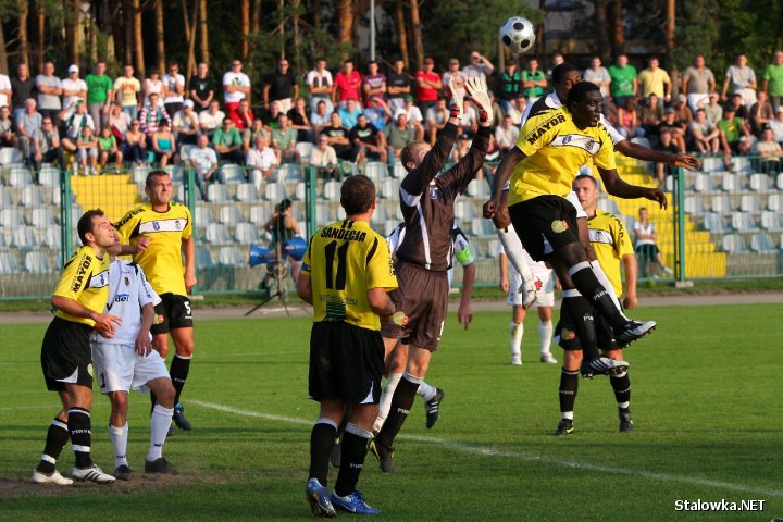 Stal Stalowa Wola vs. Sandecja Nowy Sącz.