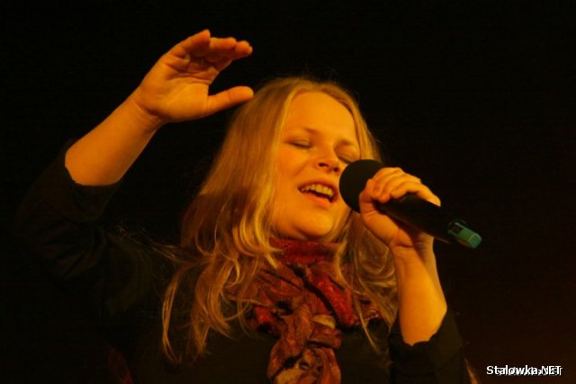 Anna Chruściel, wokalistka zespołu Hawok.