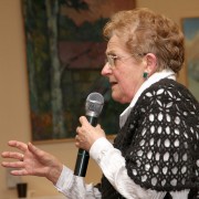 Dzisiaj nikt po prostu nie odśnieża chodników wokół rynku w Rozwadowie - mówiła Maria Rehorowska.