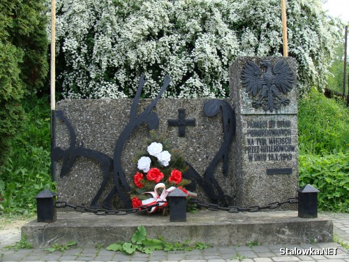 Pomnik pamięci w Rozwadowie przy ul. Rozwadowskiej